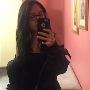 Meet your Posher, Laura